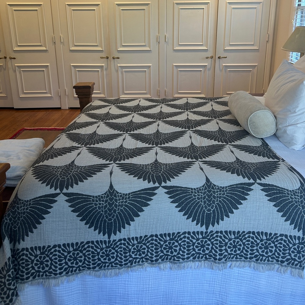 Modern Black + Gray Birds in Flight Cranes Throw Blanket Organic Cotton 2 Side - Picture 2 of 16